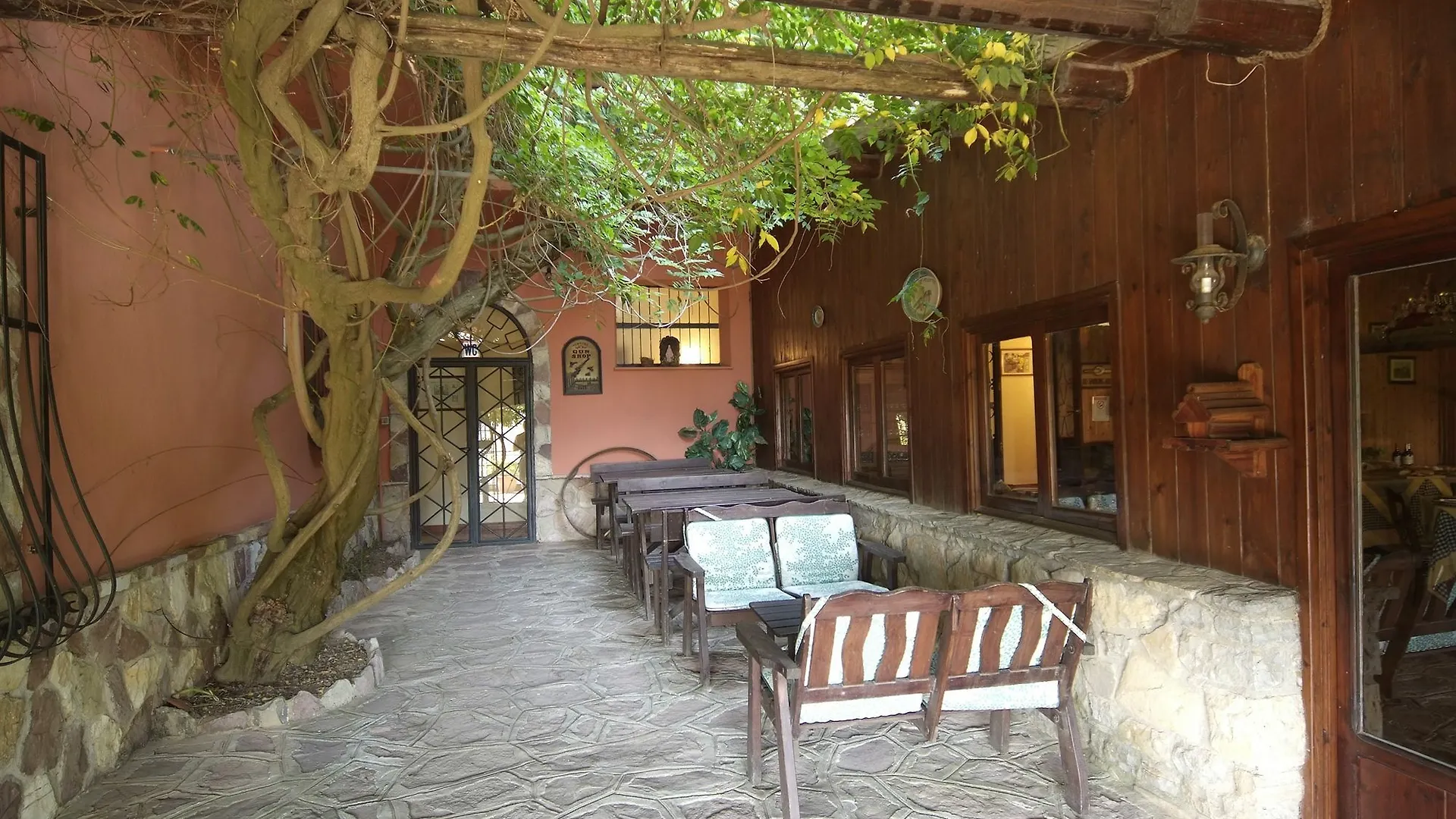 Farm stay Agriturismo Al Poggetto Villa Piana degli Albanesi